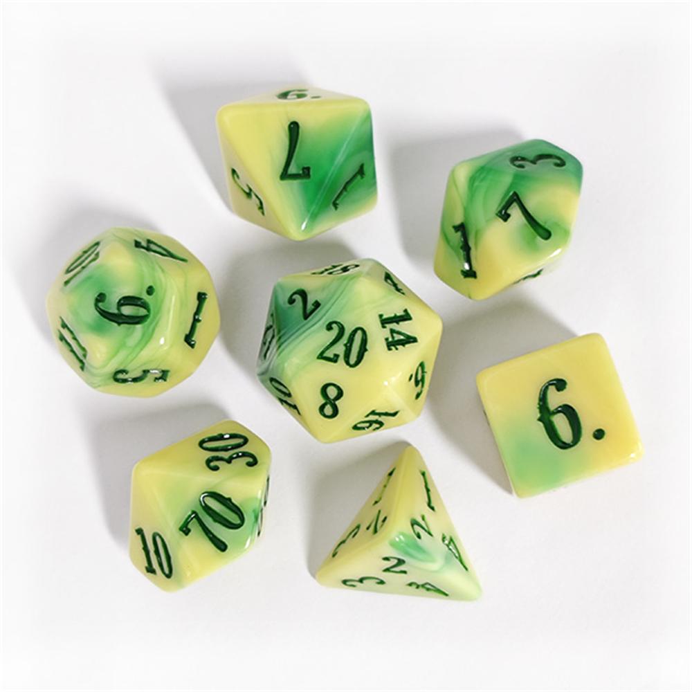 エンターテイメントゲーム 格安 DND ダイスセット アクリ - Board Game Digital のレビューと価格