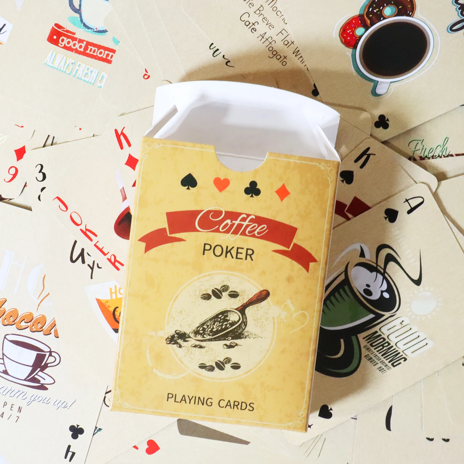 コーヒー用の紙のトランプ,クラシックなポーカーカード,レトロ - Board Game Vantage のレビューと価格